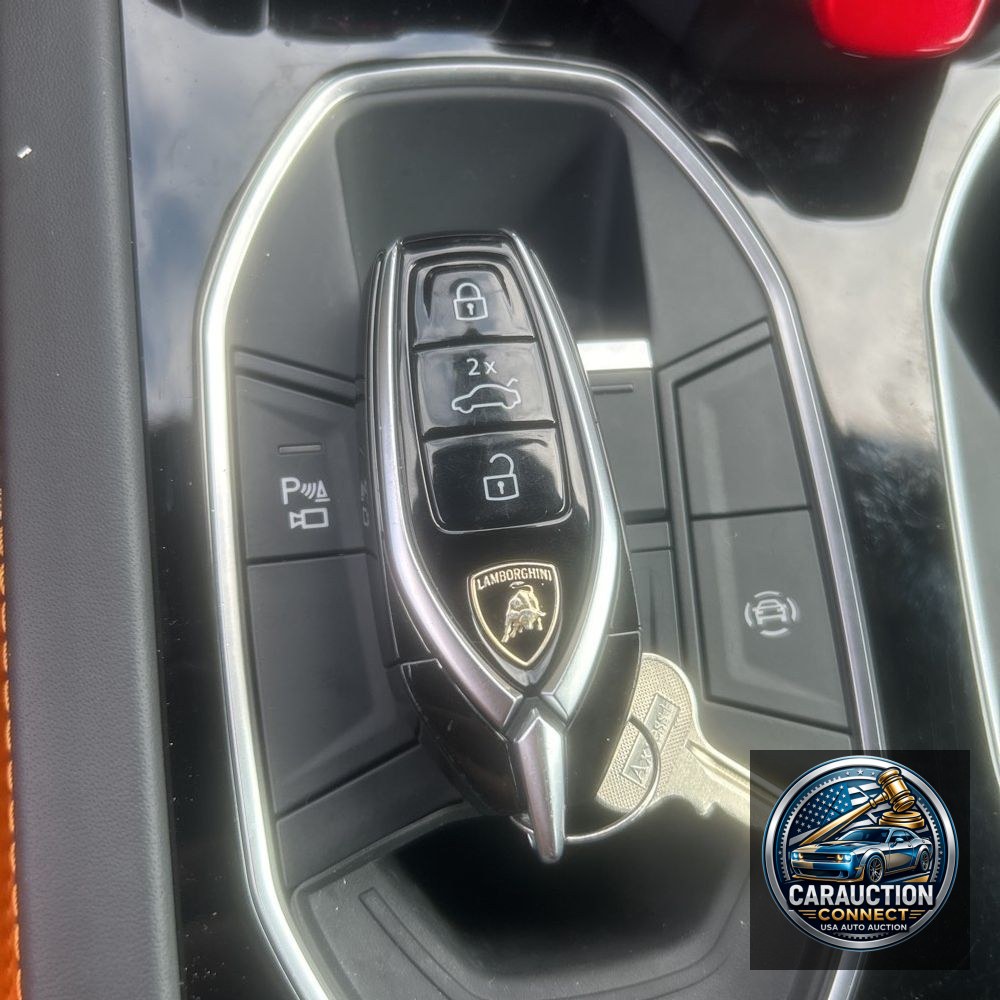 2023 Lamborghini Urus S